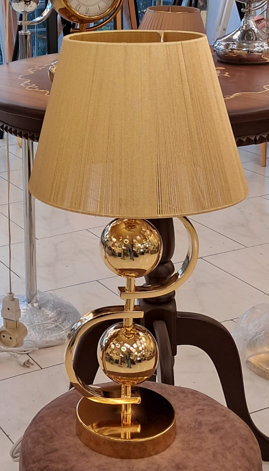 آباژور رومیزی طرح c کد1331