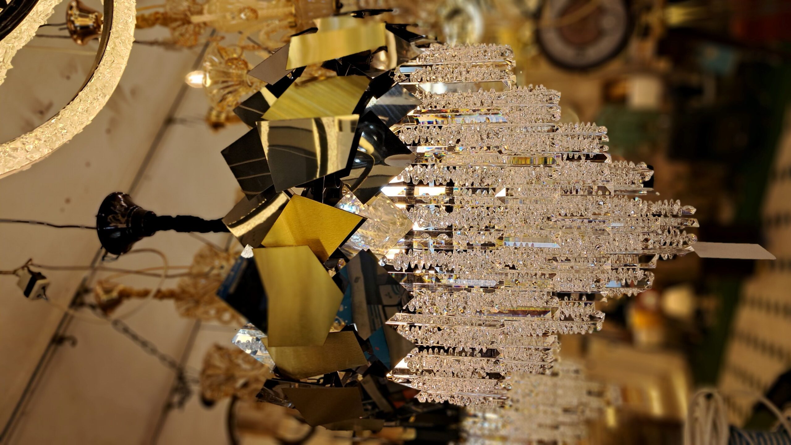 لوسترمدل چهل تیکه کریستالی ۶۰سانت